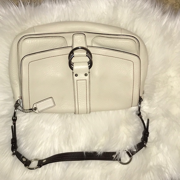 Coach purse! - Picture 5 of 9